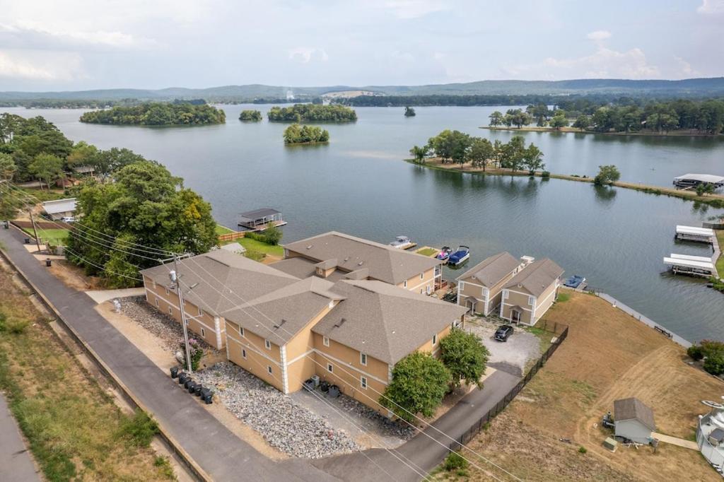 Views!! Luxury Condo W/Gourmet Kitchen, Breathtaking Views Lake Hamilton Exterior photo